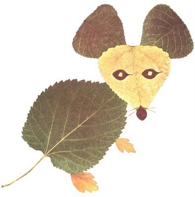 Мышка из осенних листьев