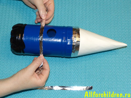 Как сделать ракету из пластиковой бутылки.