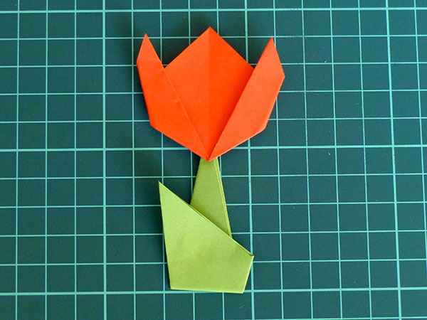Готовый тюльпан оригами