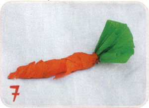 Морковка из гоярированной бумаги