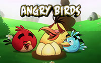Angry Birds у гнезда с яйцами: Ред, Чак и Джей