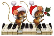 Мышата в новогодних колпаках танцуют на клавишах пианино