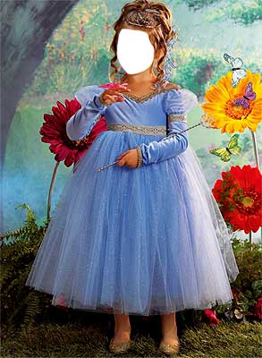 Малышка принцесса в голубом платье