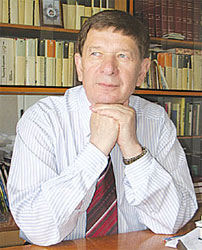 Владимир Каризна