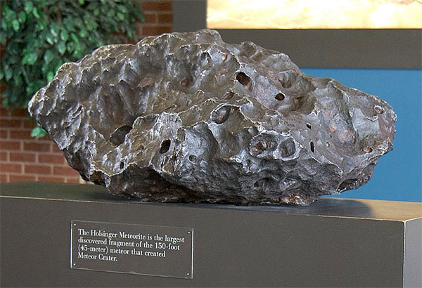 Фрагмент метеорита Каньон-Дьябло
