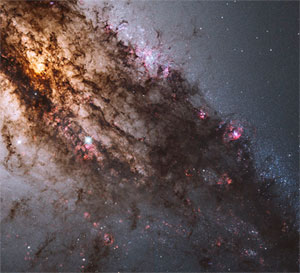 Радиогалактика Центавр A (NGC 5128) в видимом свете